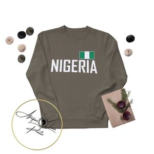 Blue and Black Crewneck Sweater with Comfortable Fit